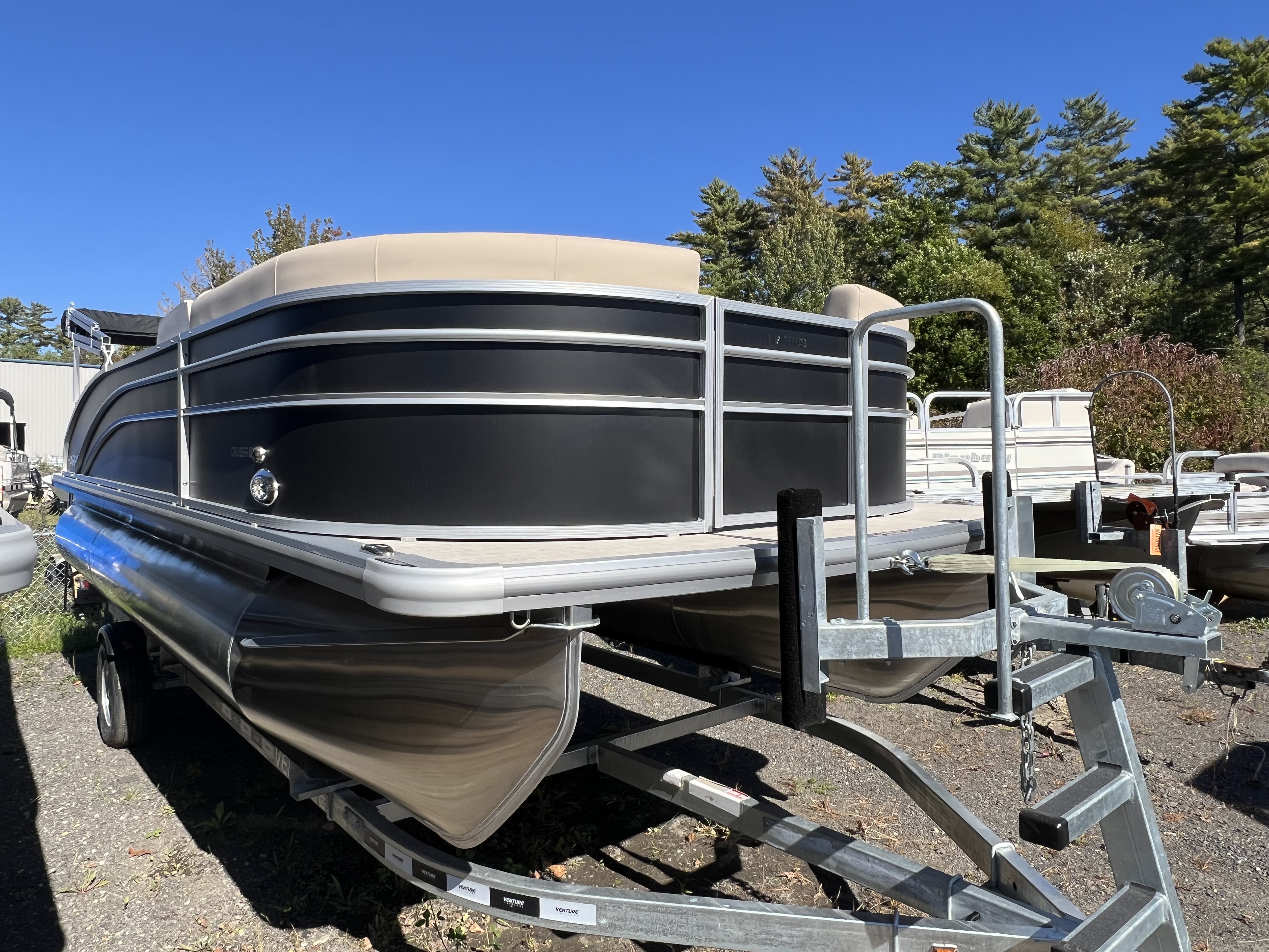 2025 Harris Cruiser 210 CS with 60HP Mercury - Photo 19